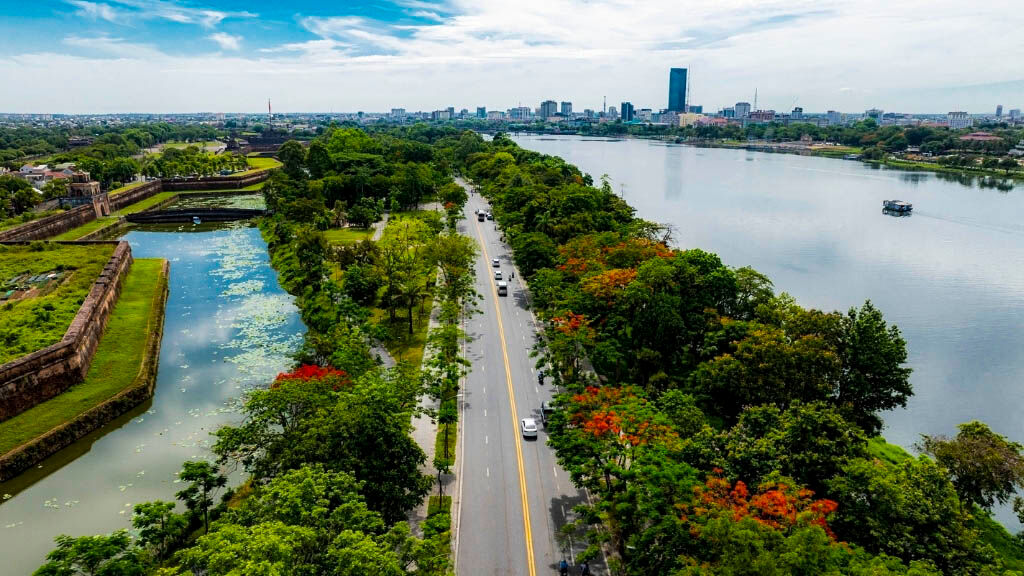 Admire the historic elegance of Le Loi’s landmarks